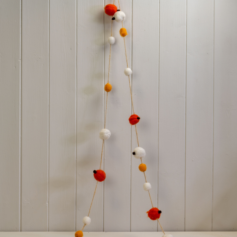 Wool Pumpkin Garland
